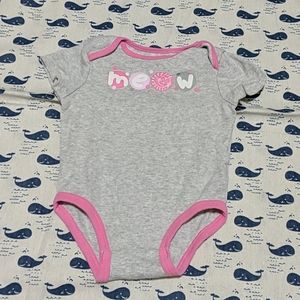 5/$10 Rococo Cat onesie 18 M
